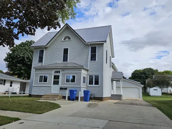 330 S Chestnut Ave, New Hampton, IA 50659