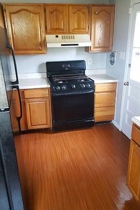 2nd image of 8201 Coatsbridge Ct