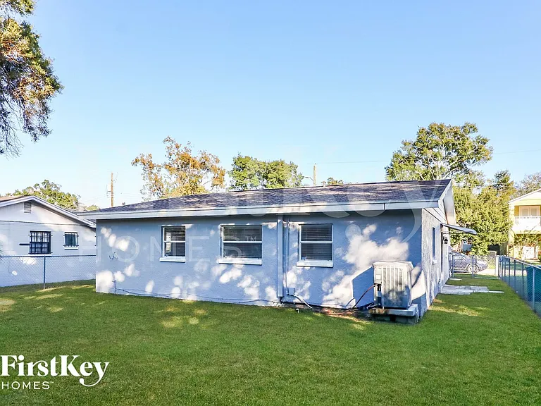 6807 S Cortez Ave — Photo 14