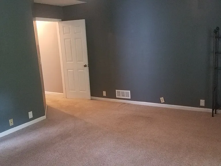961 Cobb Place Manor Dr — Photo 8