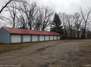 1055 Tecumseh Ave, Waterford, MI