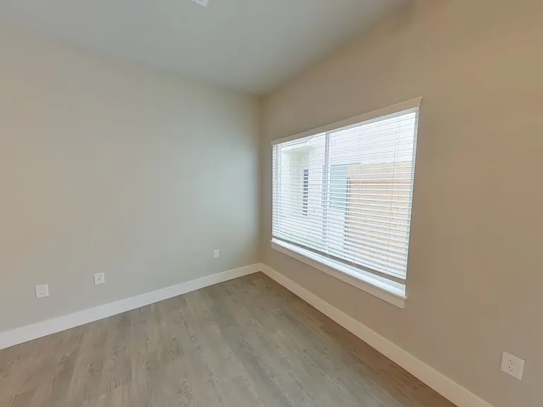 12778 W Wheatland Ct — Photo 3