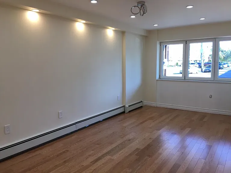 7223 60th Ave #1 — Photo 5