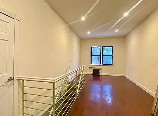 1st image of 506 E 88th St #1R