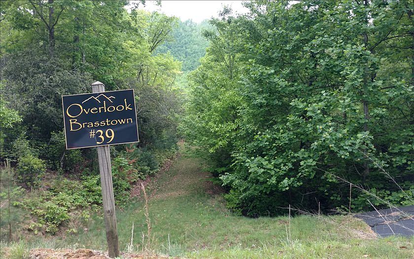 1st image of LOT 39 Brasstown Vw
