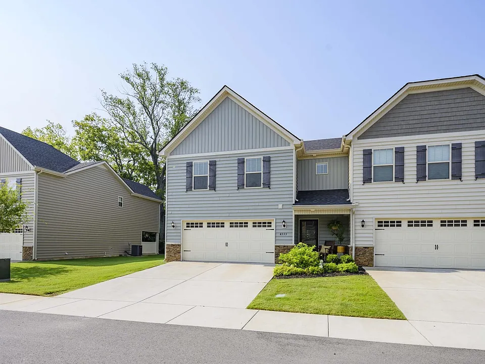 4333 Sunday Silence Way