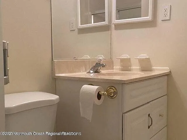 561B Malvern Ct — Photo 68