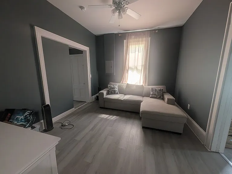 304 Front St #4-A — Photo 5