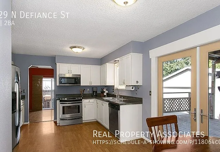 3929 N Defiance St — Photo 5