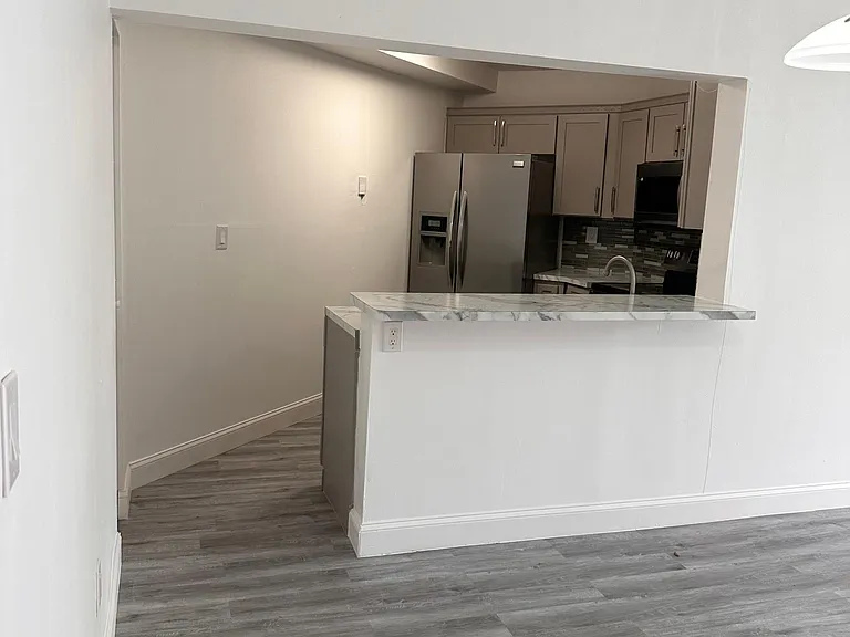 9419 Fontainebleau Blvd #107 — Photo 35