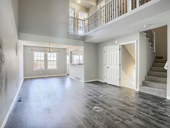 4th image of 13204 E Linvale Pl #1