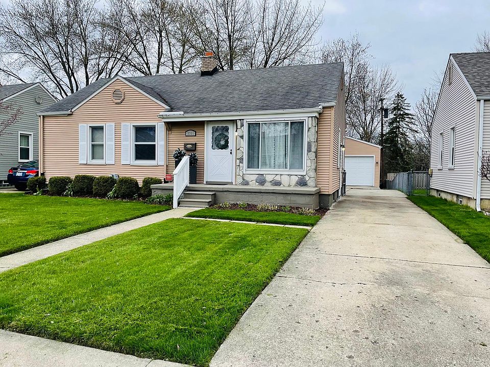 1st image of 2361 Kipling Ave