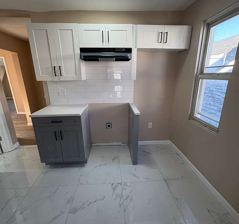1st image of 130 N 14th St Floor 3