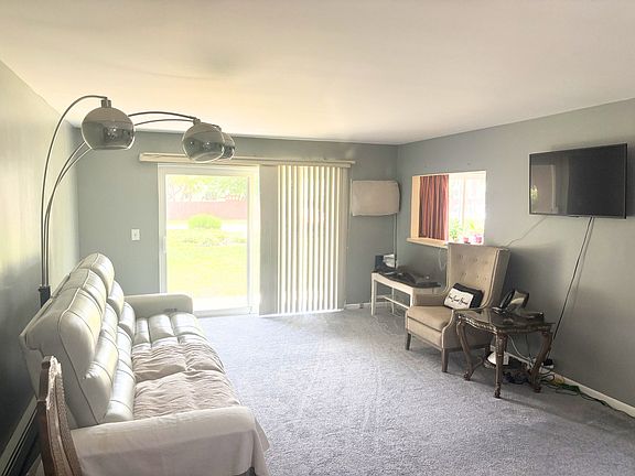 5th image of 1311 S Finley Rd APT 103