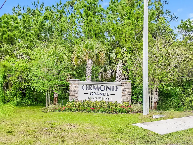 48 Center Grande Rd — Photo 34