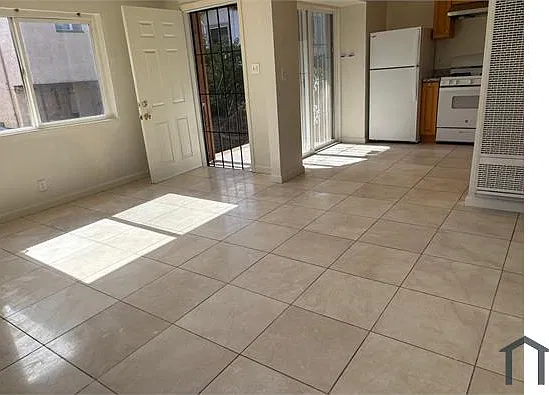 2 bed, $2,850 — Photo 2