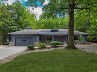 2271 Lee Blvd, Cleveland Hts, OH