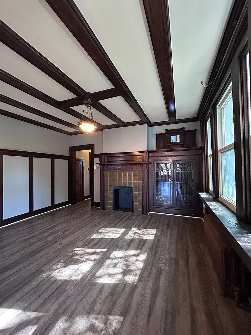 3 Bed 1 Bath Duplex (Observatory Hill) — Photo 3