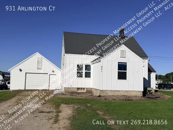931 Arlington St, Middleville, MI 49333