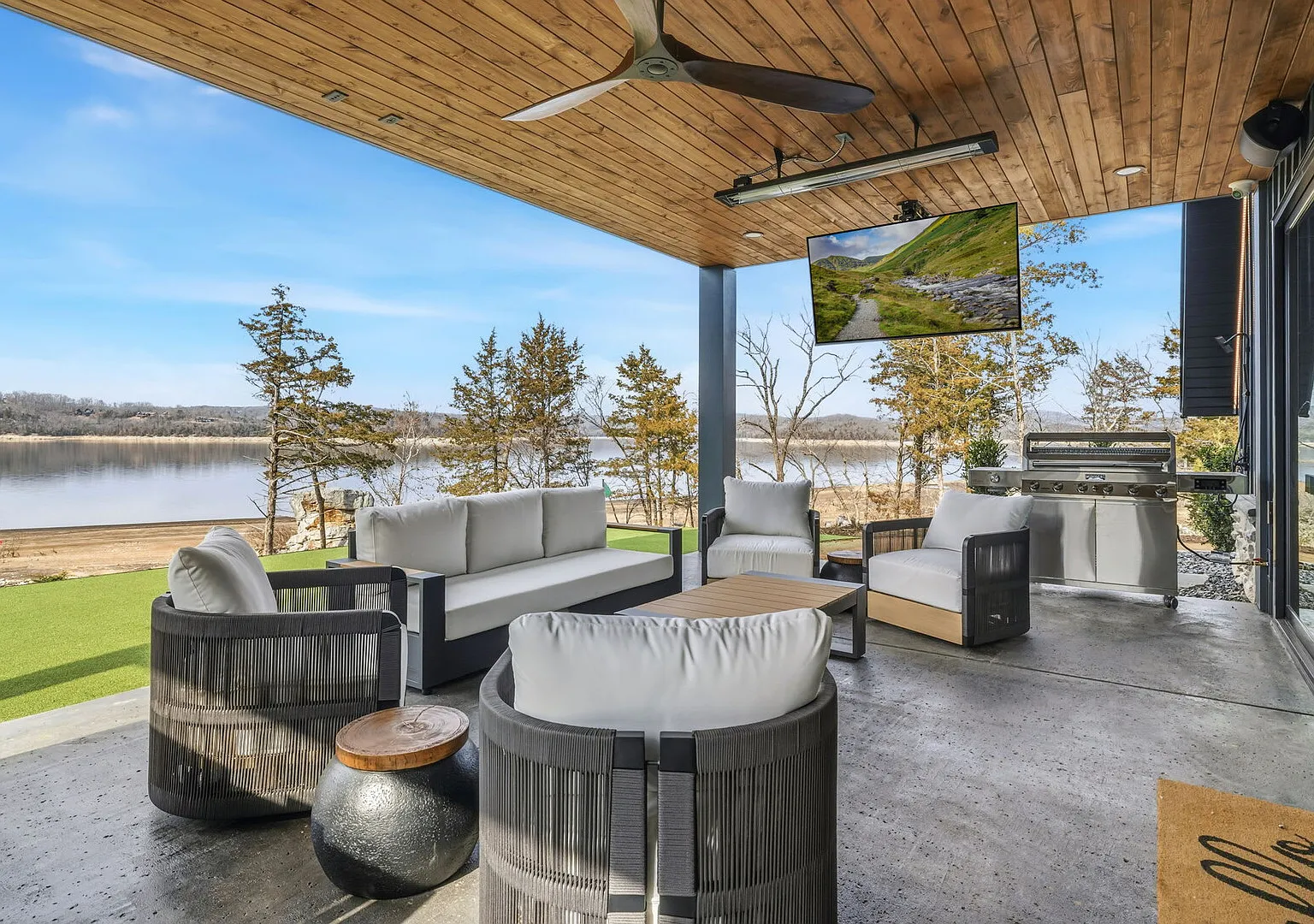 AFrame at Beaver Lake |Hot Tub. Epic Patio & Views — Photo 3