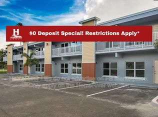 3300 Oak St NE #106, Saint Petersburg, FL 33704