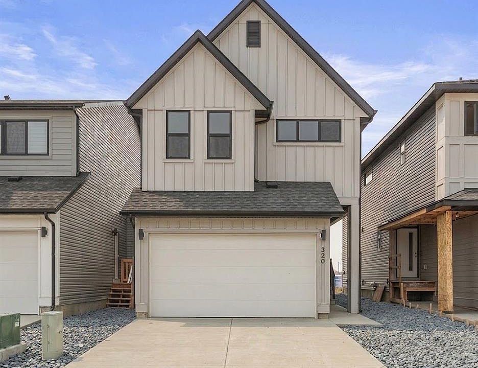 1st image of 320 NE Copperhead Way SE