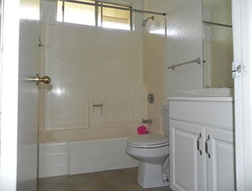 3rd image of 129 Power Dr APT C
