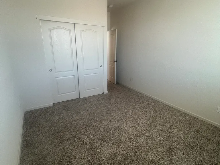 1878 Holland Ln — Photo 38