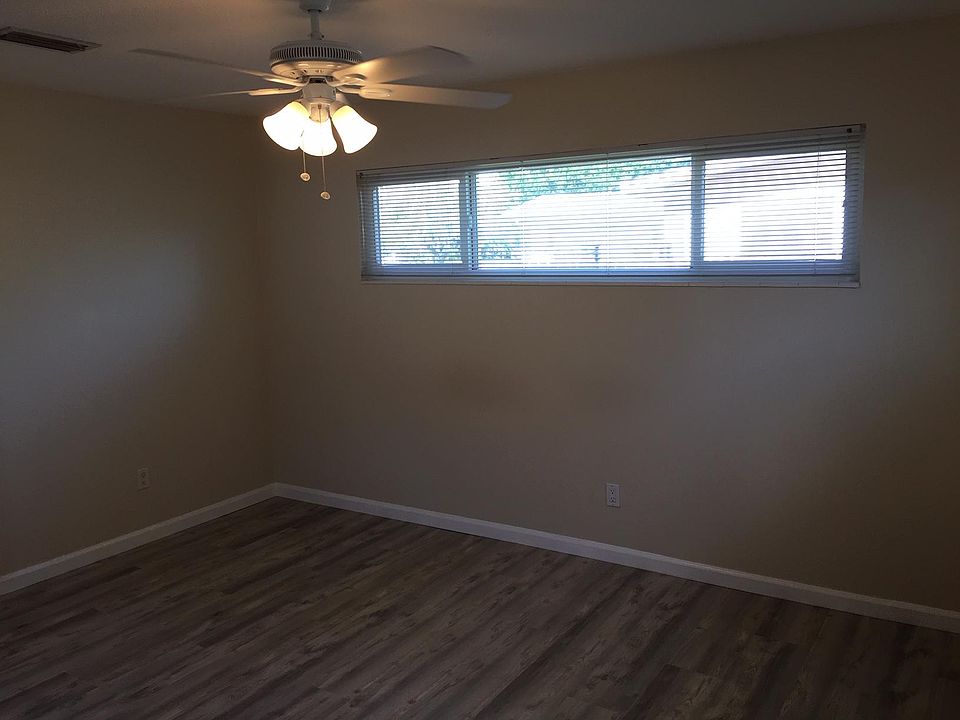 1st image of 285 Mikado Dr