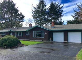 1938 Pine Ridge Dr, Gearhart, OR 97138