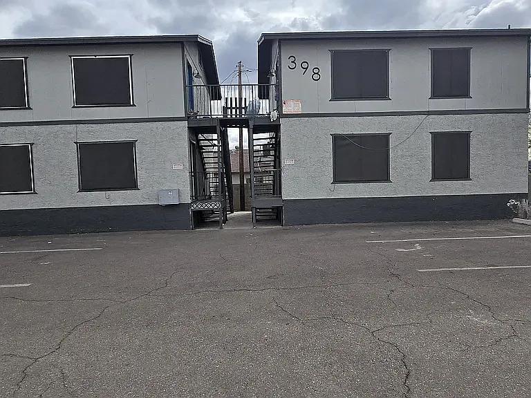 2 bed, 750 sqft, $1,100 — Photo 3