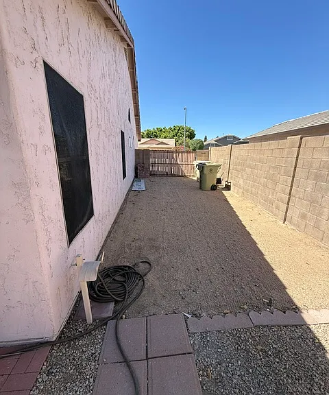 Large side yard behind the RV gate