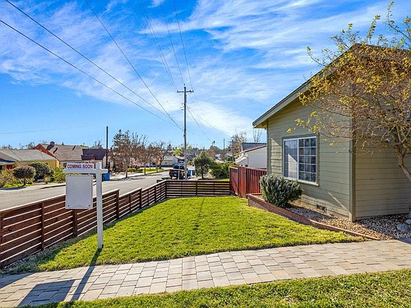 2nd image of 645 Mervyn Avenue