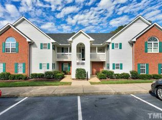 3413 Wellington Ridge Loop 1st FL RIGHT, Cary, NC 27518