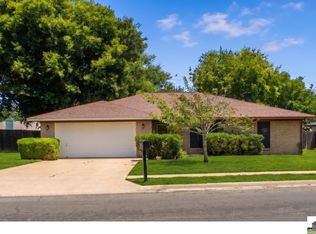 1410 Becker Dr, Killeen, TX 76543