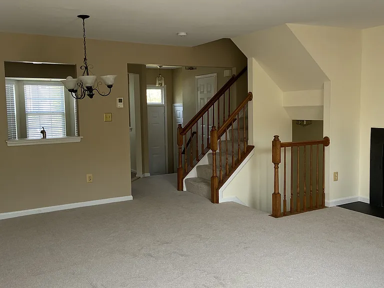 212 Mulberry Ridge Ct — Photo 12