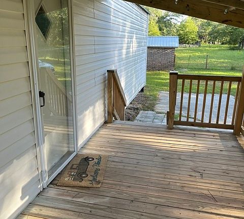 2nd image of 1344 Starratt Rd