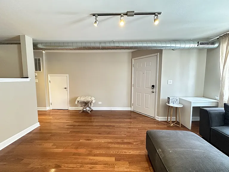 674 N Orleans St #2 — Photo 11