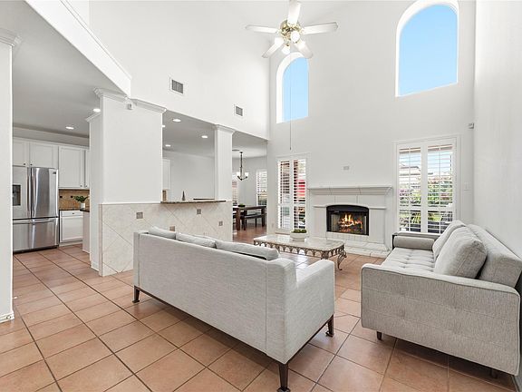3rd image of 2714 Trailridge Ct