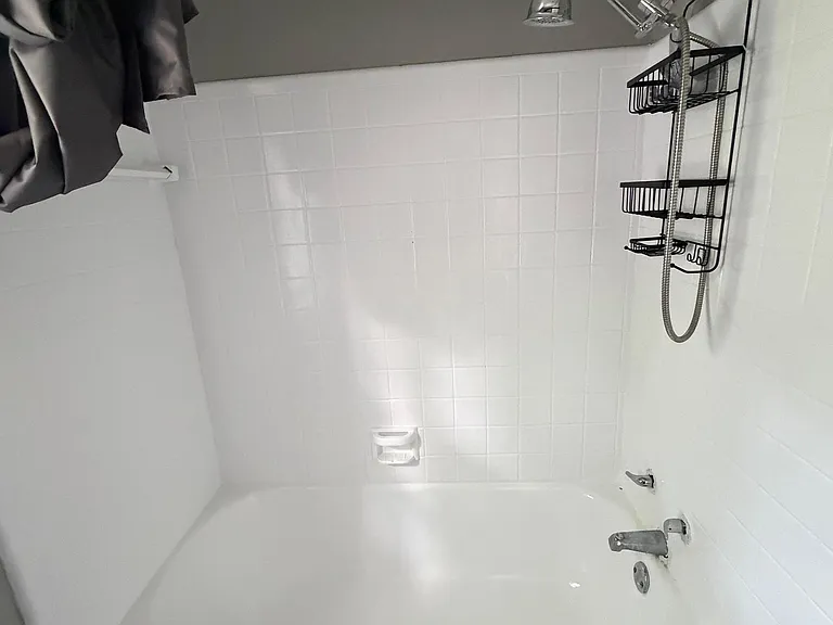 3770 Brewster St — Photo 21