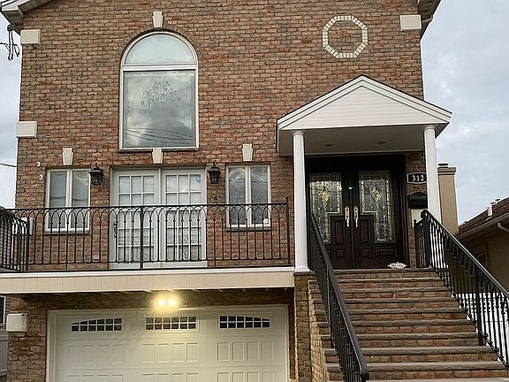 5th image of 312 Beach 146 St