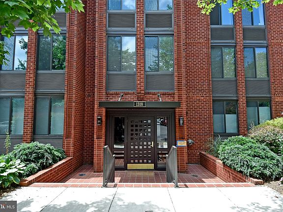 2nd image of 1318 22nd St NW APT 207