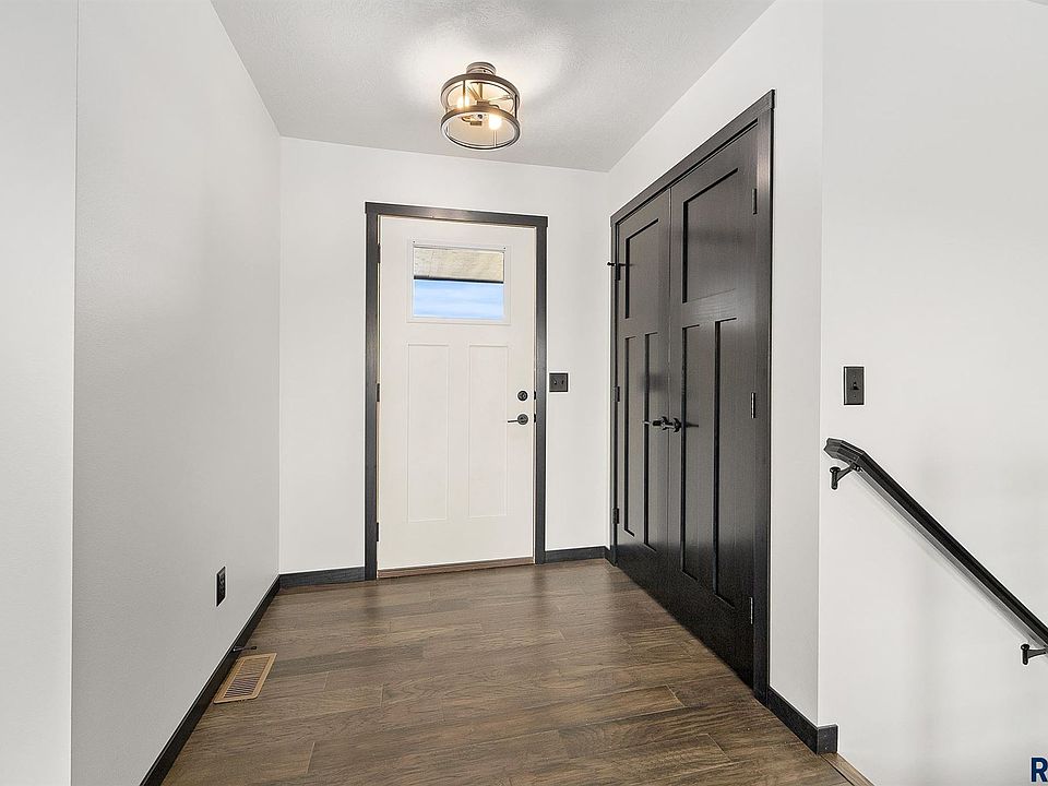 4117 S Catcher Ct, Sioux Falls, SD 57110 Zillow