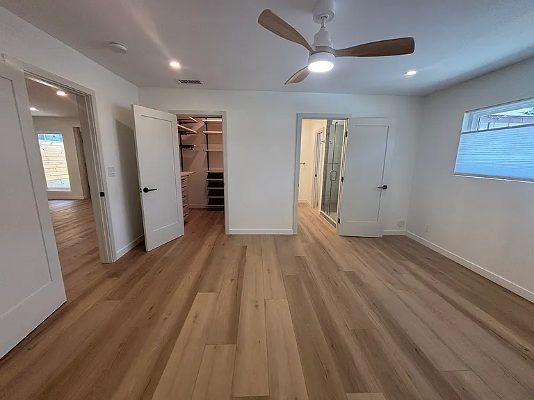 3512 Maple Ave — Photo 2