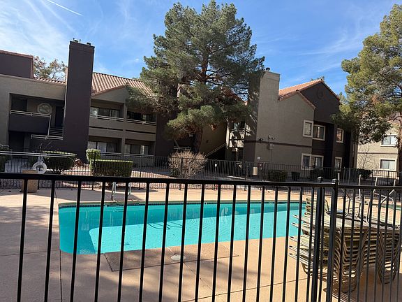 3rd image of 5044 S Rainbow Blvd Unit 204