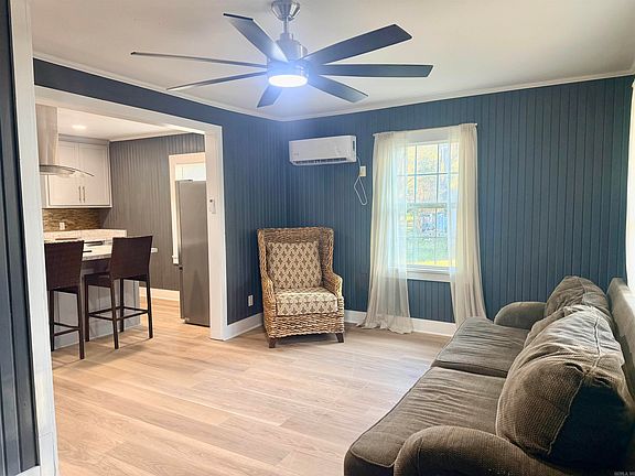 4th image of 705 N 9th St