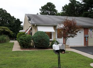 6 Mohican Ln #A, Manchester Township, NJ 08759