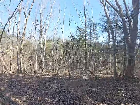 4th image of 340 Votaw Rd