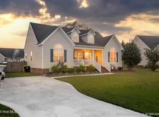 626 Edenbrook Dr, Winterville, NC 28590
