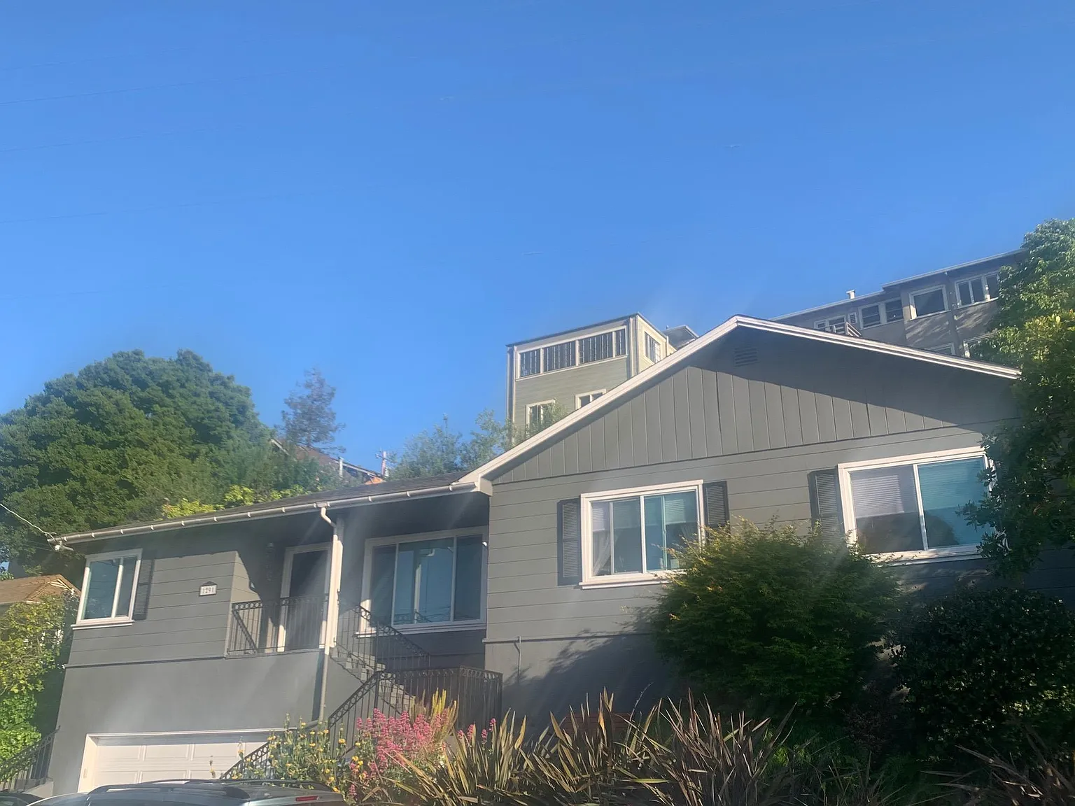 1291 Bates Rd photo 1